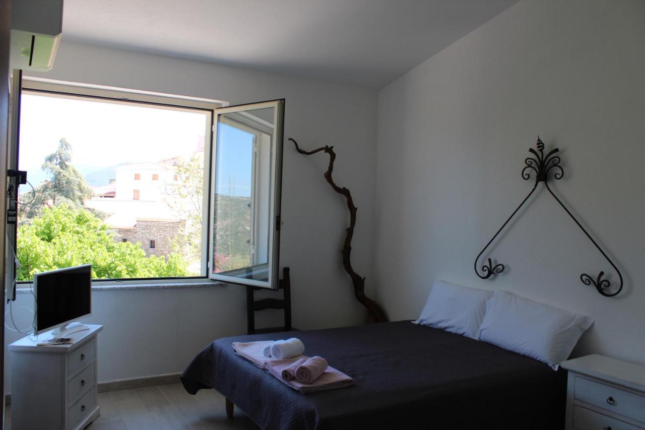 Bed And Breakfast Murales أورغوسولو المظهر الخارجي الصورة
