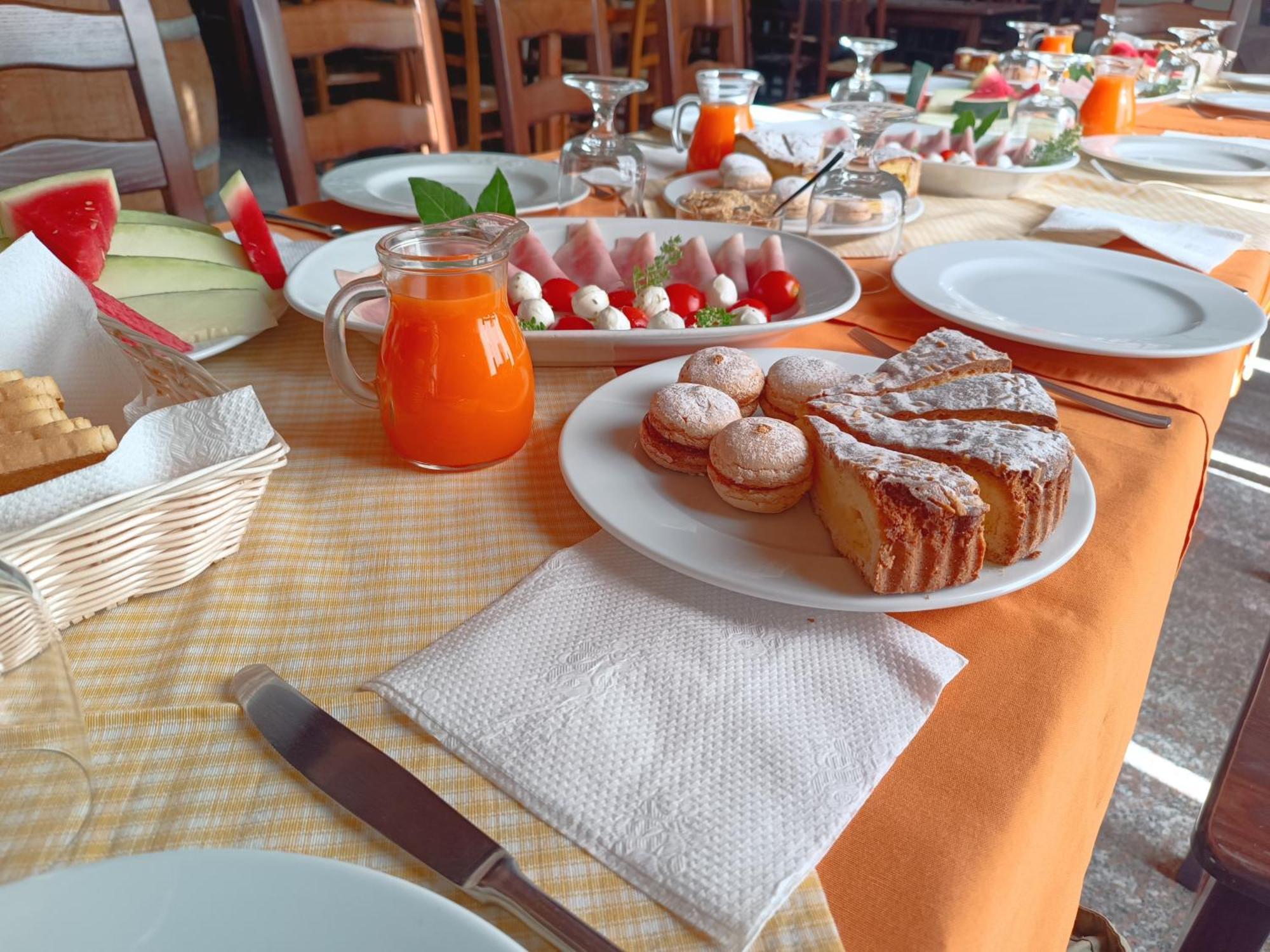 Bed And Breakfast Murales أورغوسولو المظهر الخارجي الصورة